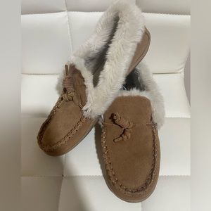 Clarks  Nubuck Moccasin